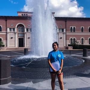 Meet your Posher, Kelly